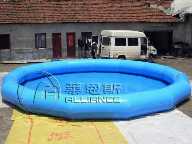 大型充氣游泳池