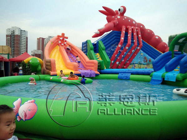 充氣水池滑梯