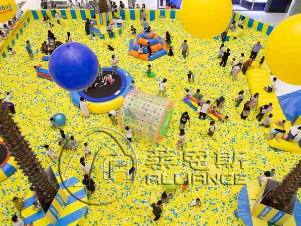 室內(nèi)海洋球樂(lè)園