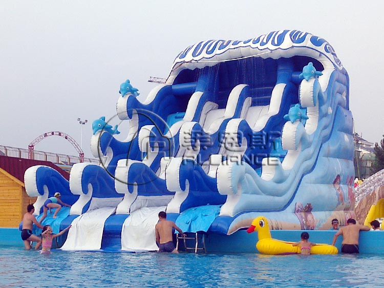 多滑道充氣水上滑梯