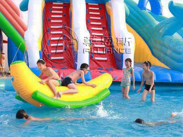 充氣漂浮玩具