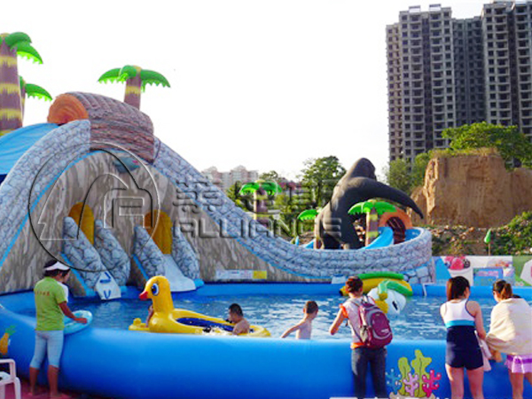 小型充氣水上樂(lè)園