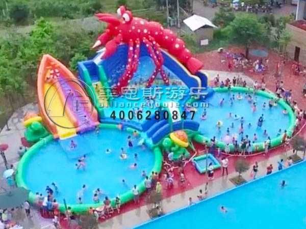 充氣水上樂園設(shè)備